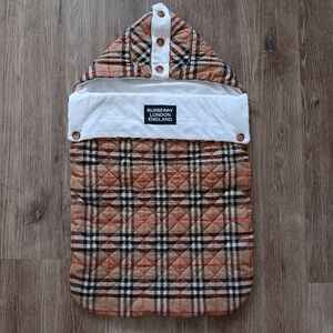 Burberry Iggy Baby Nest Vintage Check 6-9 Months Organic Cotton